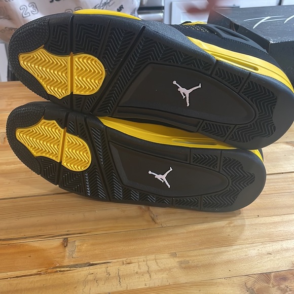 Air Jordan 4 retro - Picture 4 of 5